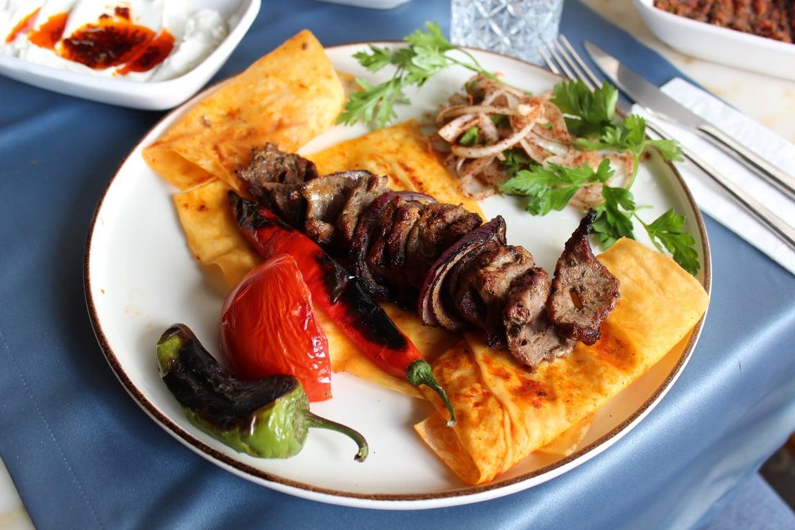 Kolcuoğlu Bomonti Ocakbaşı Kebap fotoğraf 9