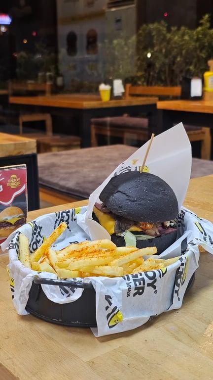 ENJOY BURGER HOUSE Mezitli fotoğraf 5