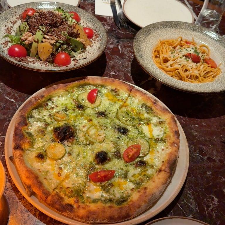 ANTIQUE PIZZERIA fotoğraf 16