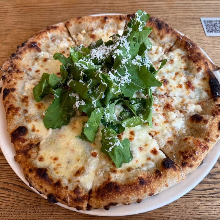 Unica ekşimaya pizza fotoğraf 8