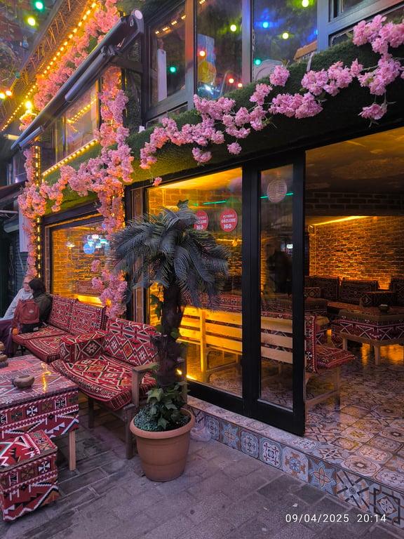 Bago Cafe fotoğraf 10