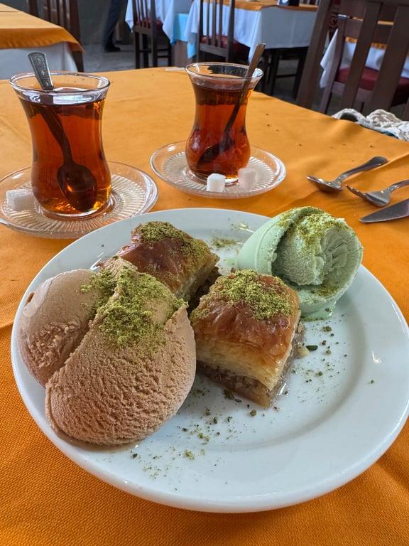 Erzincan Restaurant Kuşadası fotoğraf 11