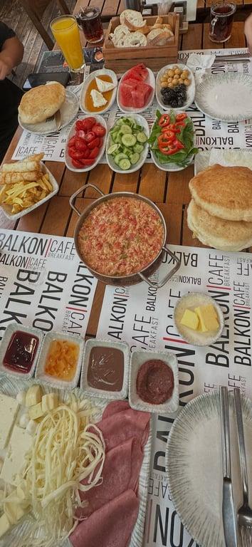 Balkon Cafe & Kahvaltı fotoğraf 2
