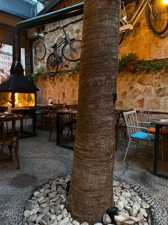 Gazetta Brasserie Restaurant Café Bistro Bar fotoğraf 1