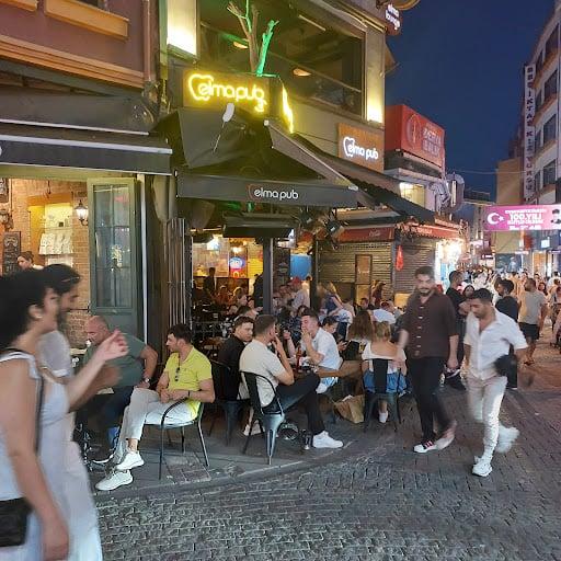 Elma Pub fotoğraf 5