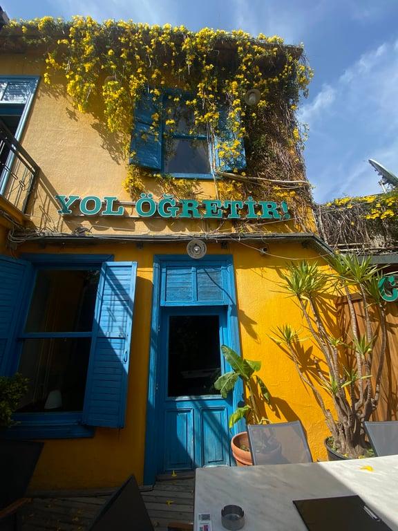 Varuna Gezgin Cafe - İzmir - Bornova Köşk fotoğraf 12