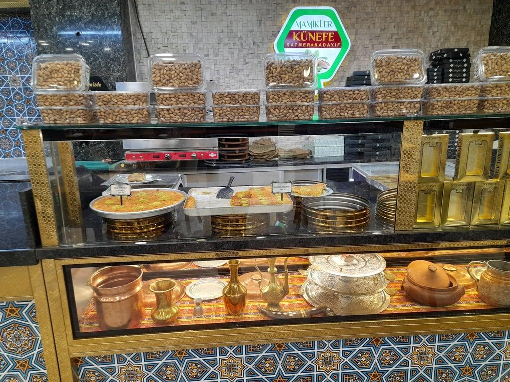 Mamikler Künefe