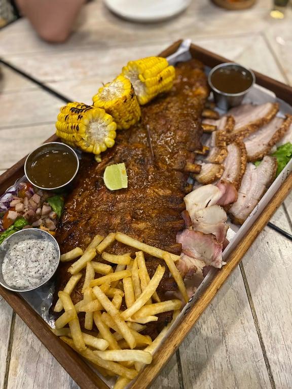 The Ribs and Dips fotoğraf 6