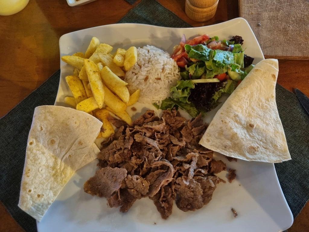 Kleopatra Restaurant kebab grill pizza steak fotoğraf 3