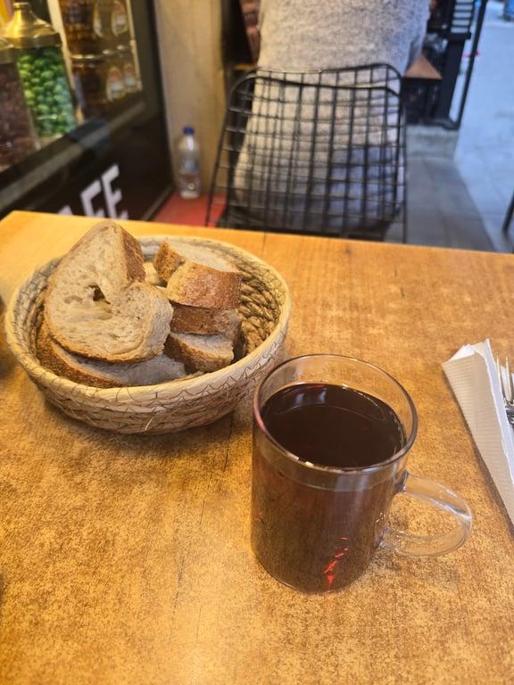 KITIR GALATA COFFEE, BREAKFAST fotoğraf 9