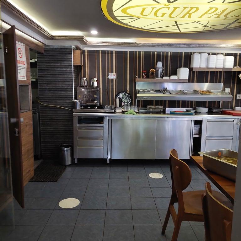 Uğur Paça Salonu fotoğraf 2