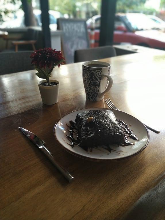 Hypatia Kütüphane Cafe fotoğraf 1