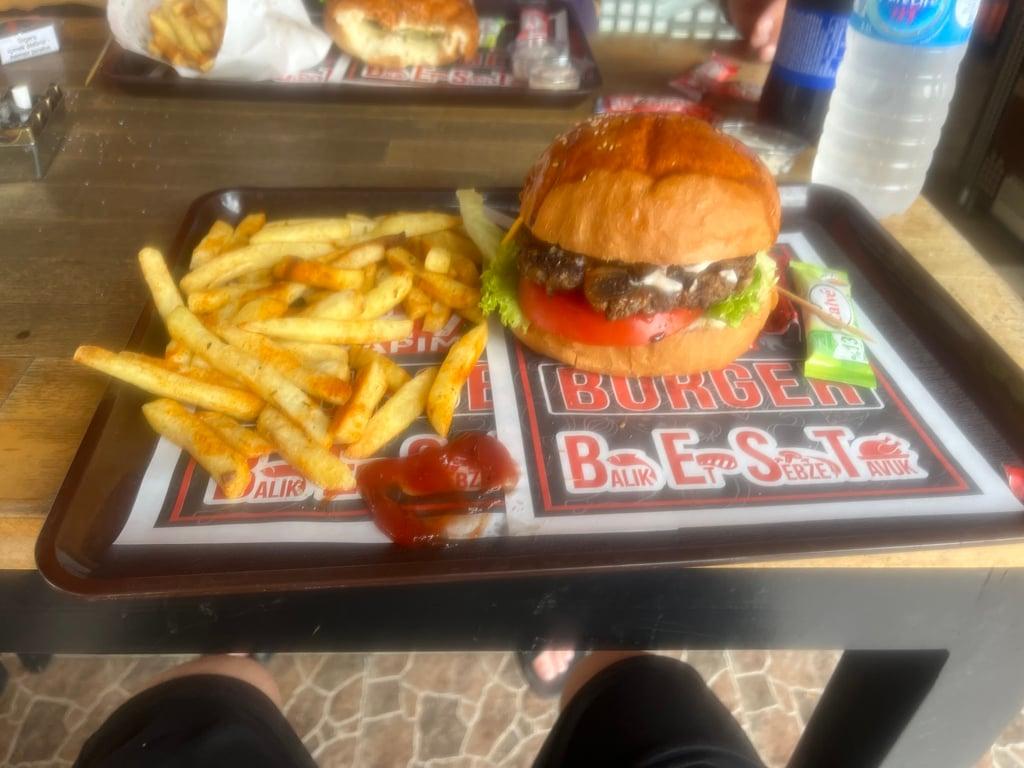B.E.S.T. CITY BURGER fotoğraf 10