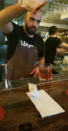 Kozmonot Pub Topağacı fotoğraf 2