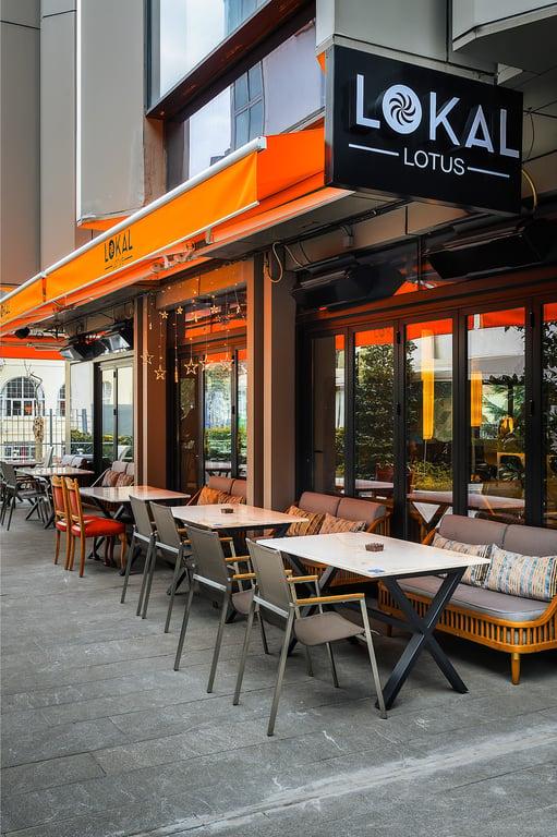 Lokal Lotus fotoğraf 2