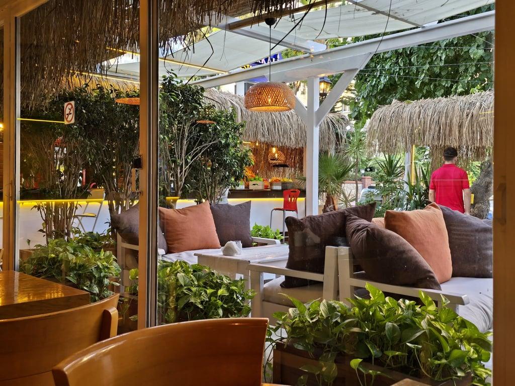 Canape Cafe & Bistro fotoğraf 2