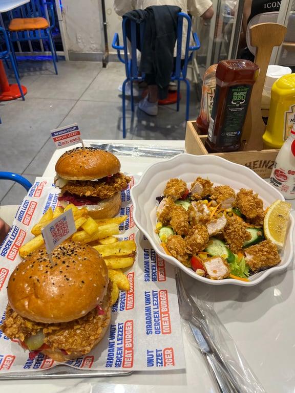 Meat Burger Gurme Beşiktaş Çarşı fotoğraf 3