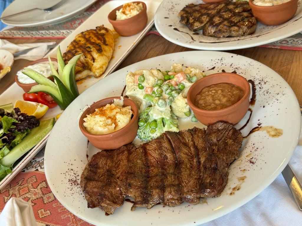 Grand Friends Fish & Steak Restaurant fotoğraf 7