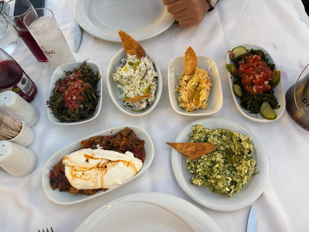 Ilyosta Restorant fotoğraf 5