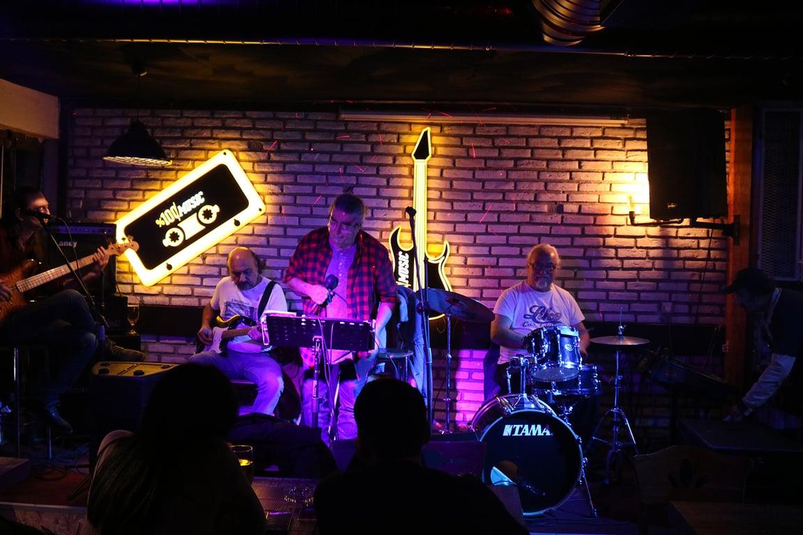 Kafka Bar & Bistro fotoğraf 6