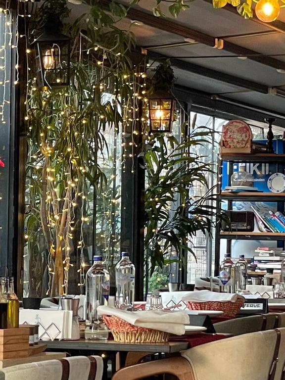 Mezza Gurme, Restoran & Market fotoğraf 9