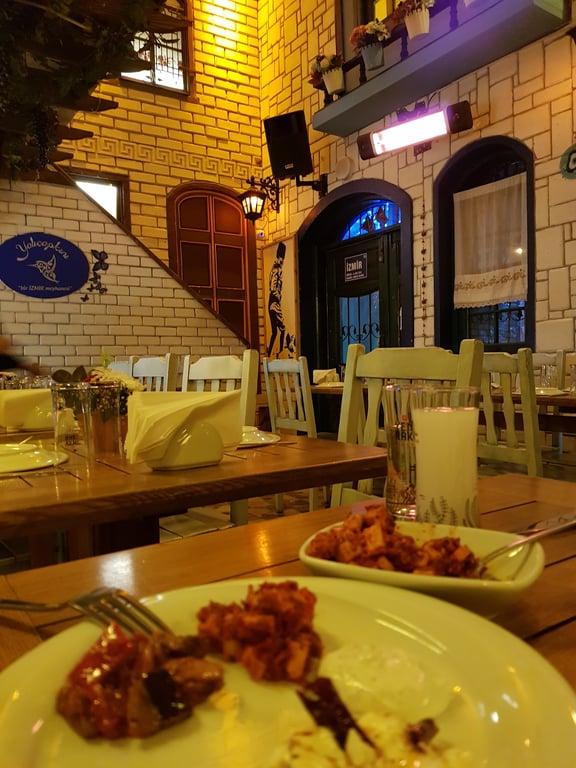 Yalıçapkını İzmir Meyhanesi fotoğraf 5