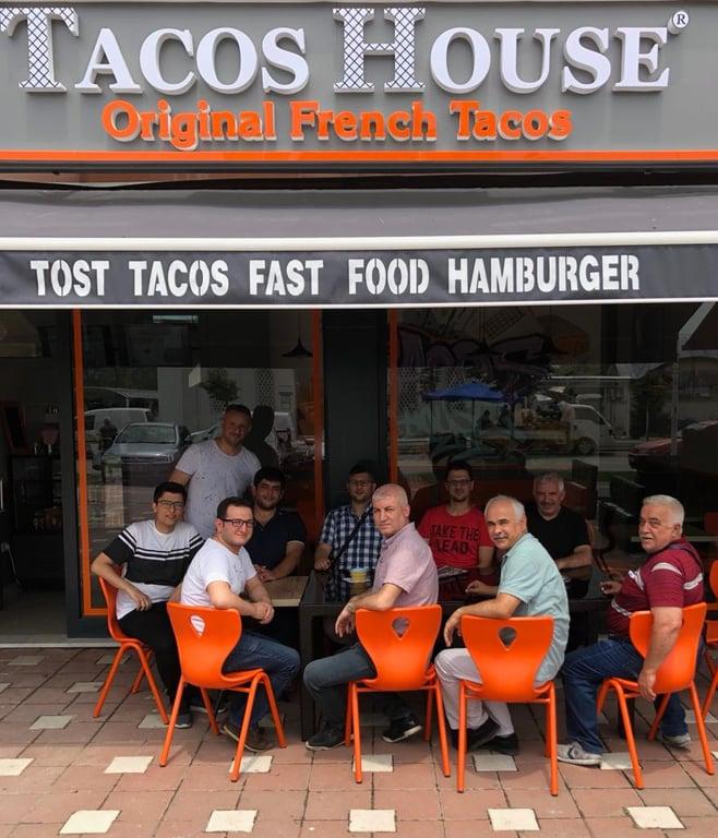 TACOS HOUSE