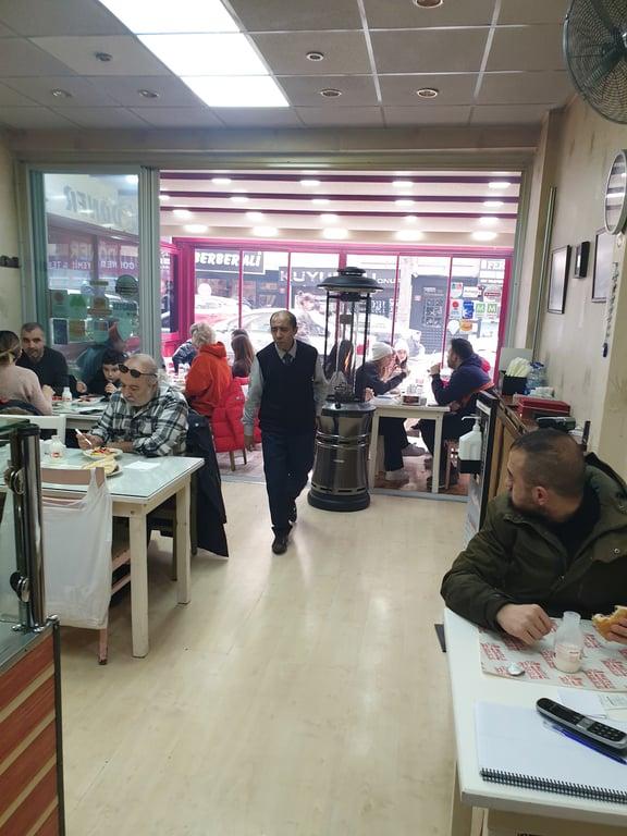 Mutlu Döner fotoğraf 1