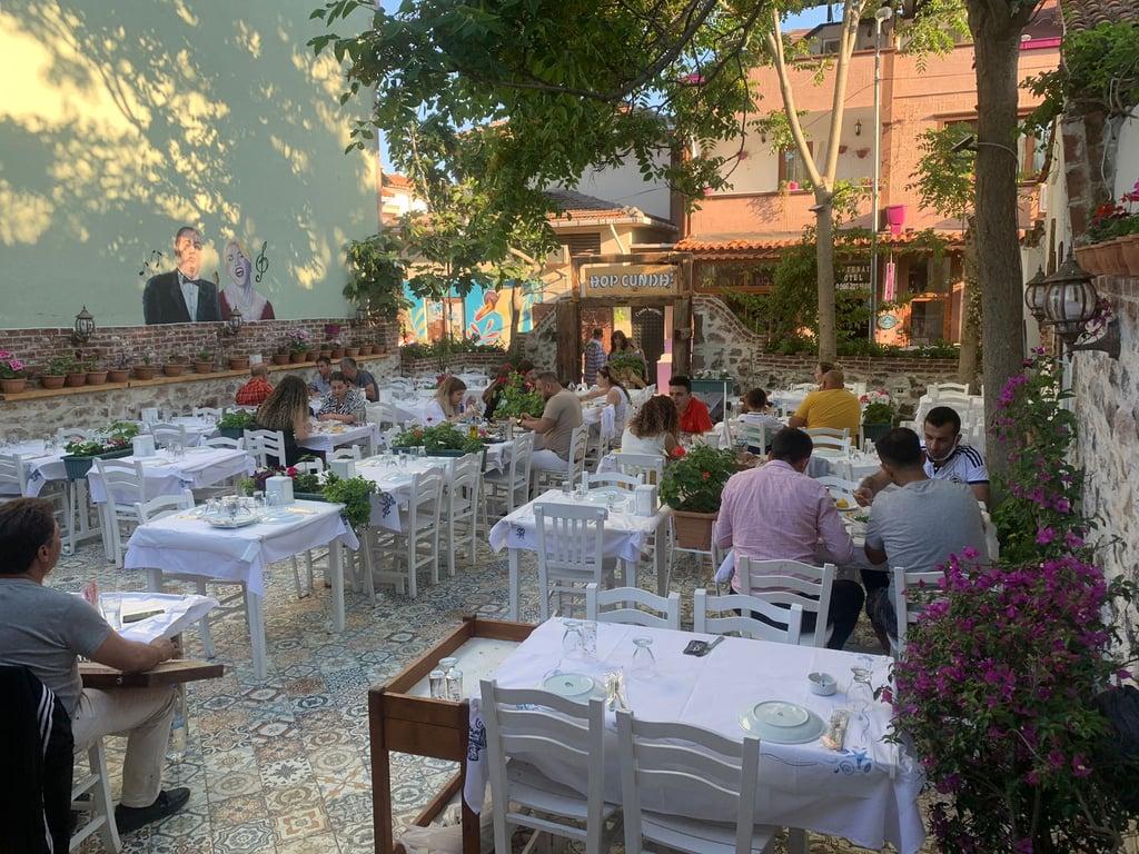 Hop Cunda Restoran