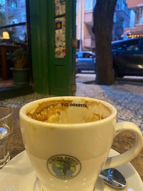 Varuna Gezgin Cafe - Ankara - Bahçelievler fotoğraf 17