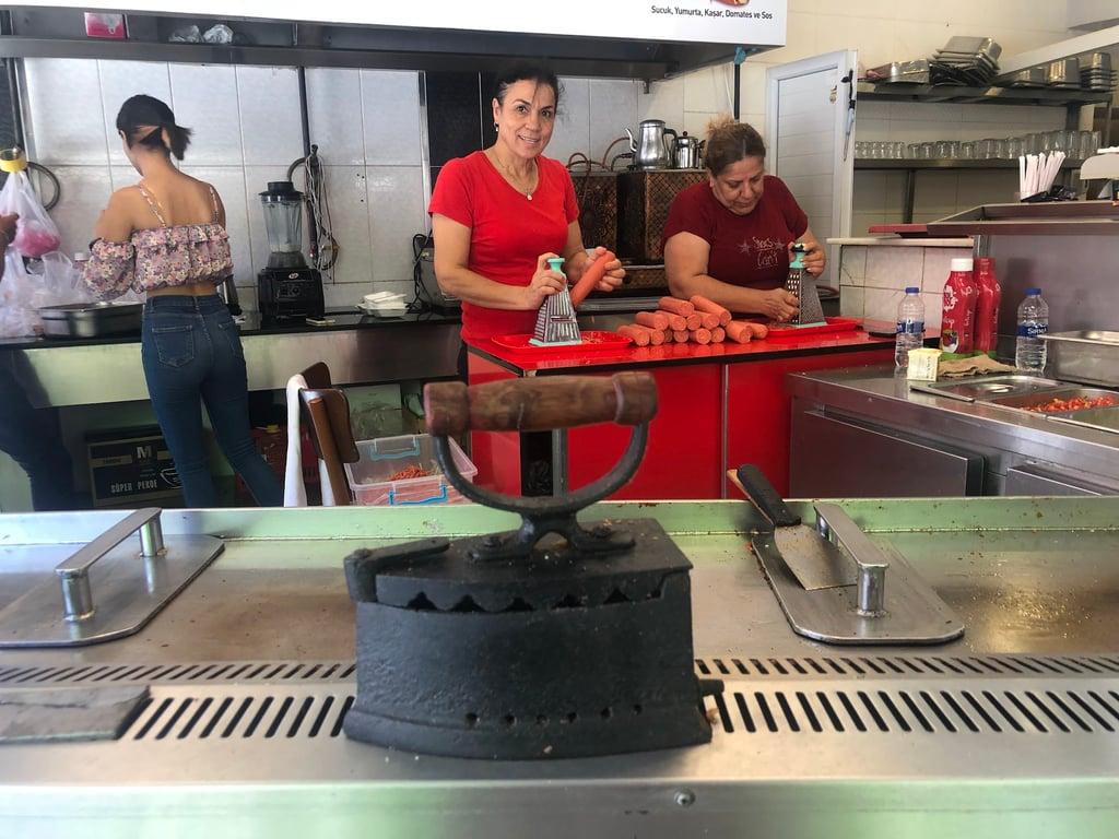 Adana Ütü Tost Merkez fotoğraf 2