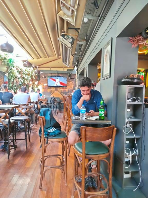 Ohannes Burger & Pub Bostanlı fotoğraf 3
