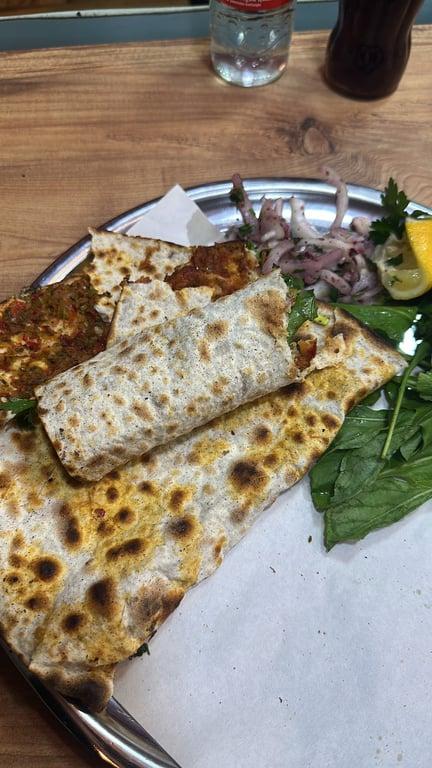 ATA LAHMACUN BORNOVA ŞUBE fotoğraf 12