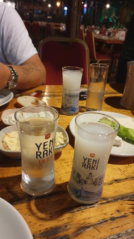 İsyan Meyhanesi fotoğraf 20
