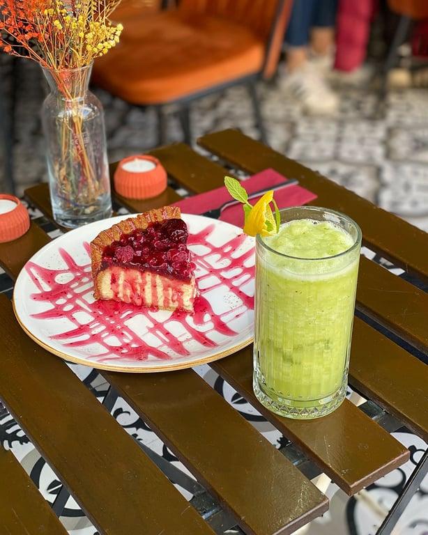 Novella Cihangir fotoğraf 3