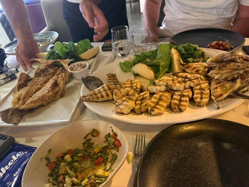 İskele Balık Pişiricisi Antalya Balık Restaurantı Lezzetli Deniz Ürünleri fotoğraf 6