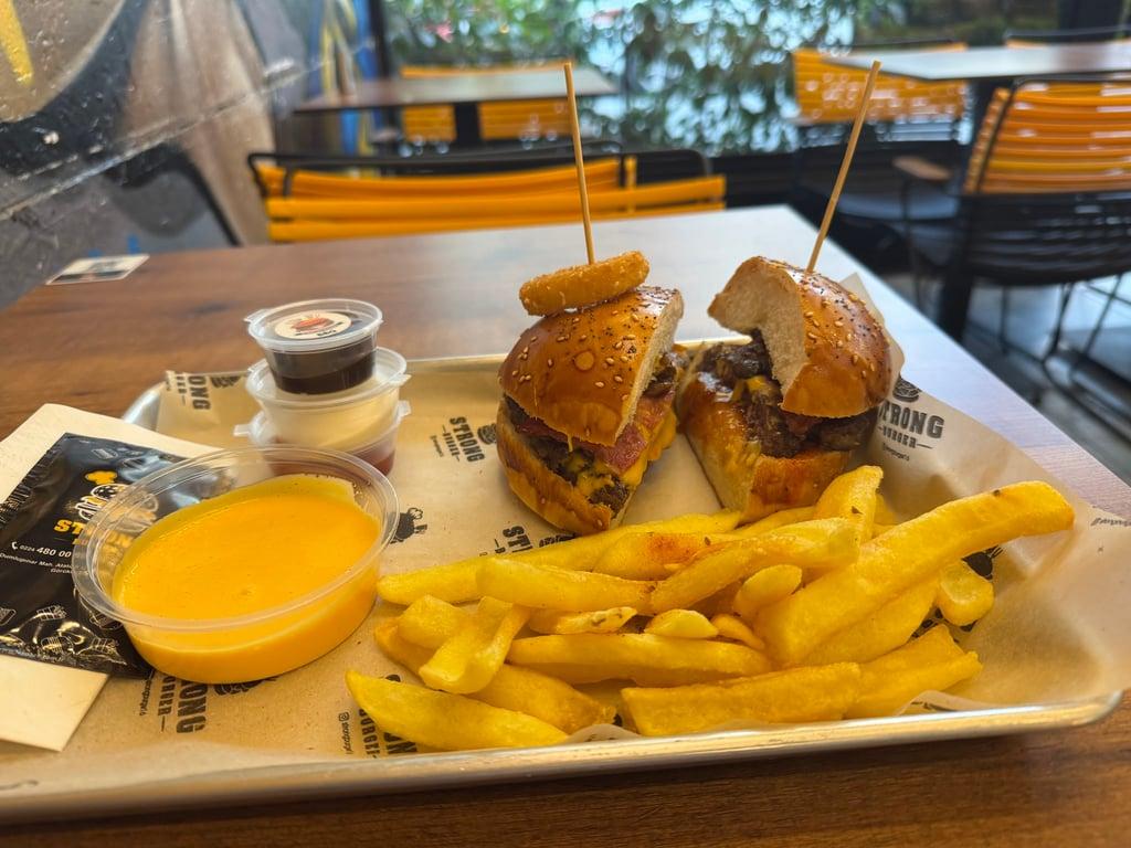 STRONG BURGER fotoğraf 9