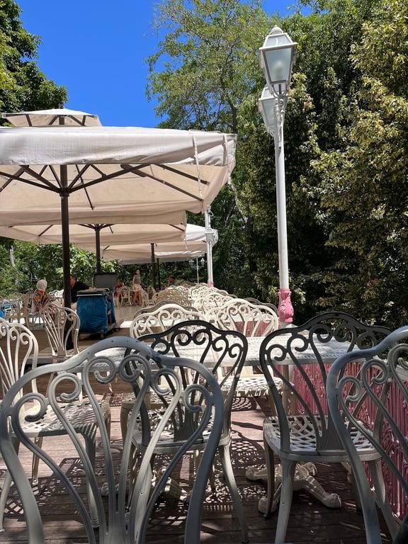 Pembe Köşk Sosyal Tesisi