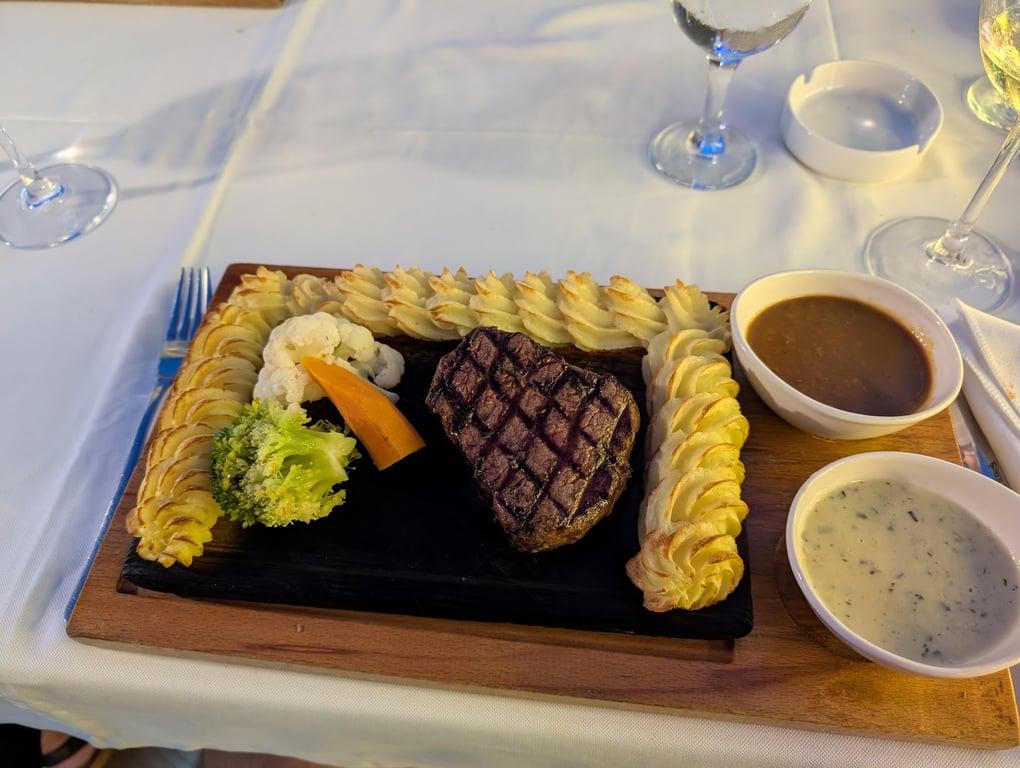 LA LUNA STEAK & FISH RESTAURANT fotoğraf 11