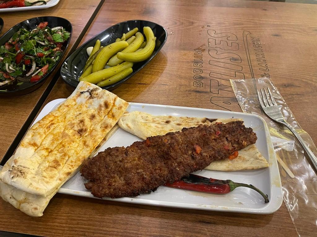 Satırda Adana Bitez Dürüm