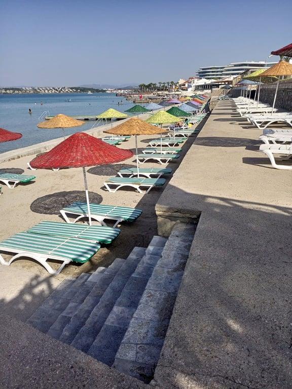 Bonjour Beach fotoğraf 7