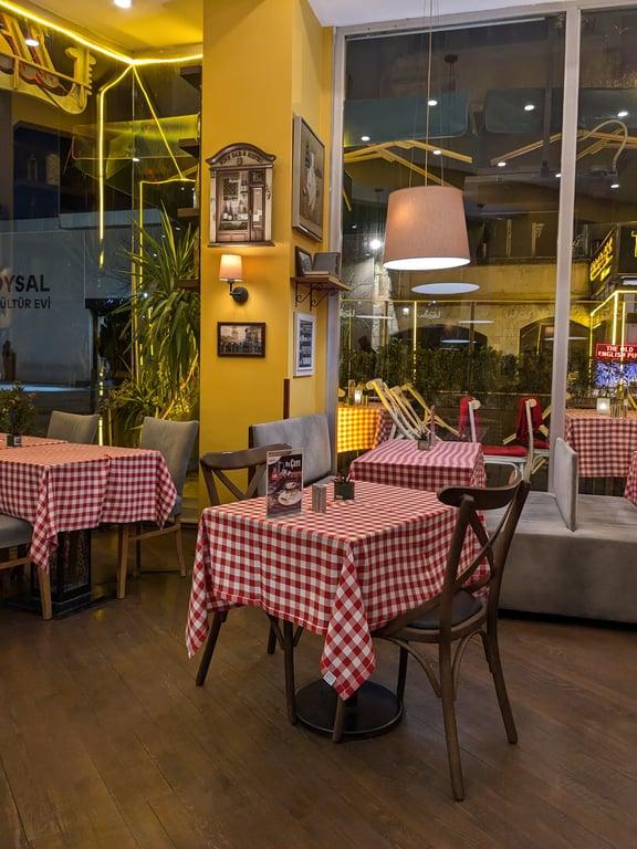 Cafe Italiano fotoğraf 6