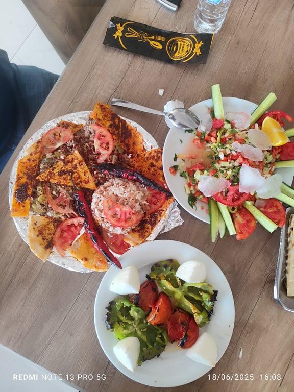Bereket Lahmacun Pide ve Kebap Salonu fotoğraf 9