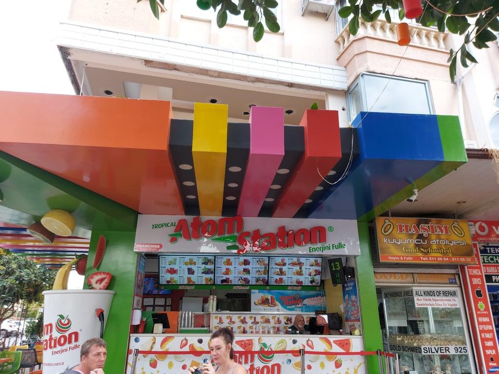 Atom Station