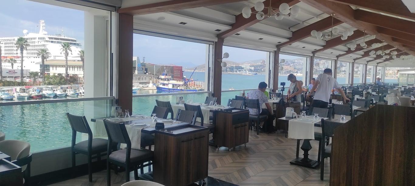4 Brothers Dedem K. Restaurant