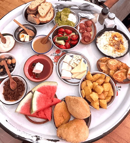 Müjgan Yeldeğirmeni fotoğraf 3