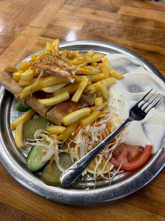 Castello Döner fotoğraf 18