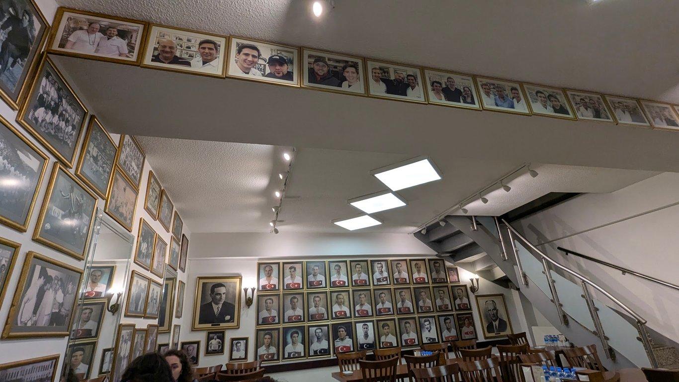 Şöhretler Beşiktaş Köftecisi fotoğraf 3