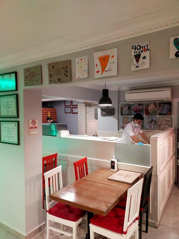 Olive's Pizzeria fotoğraf 2
