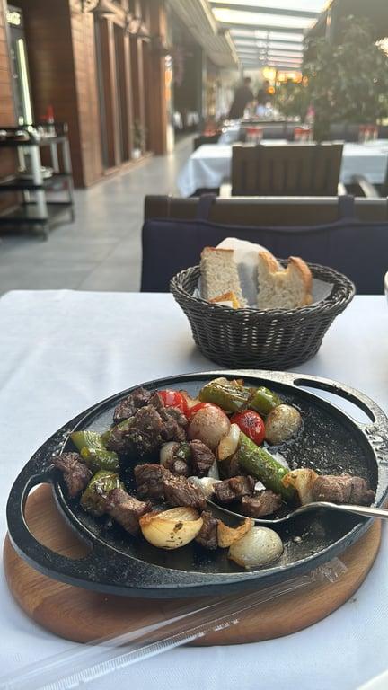 Müzeyyen Restaurant fotoğraf 12